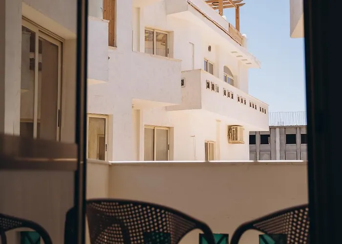 Fantasia Hotel 3*